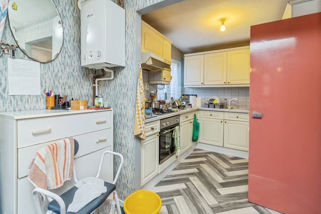 24, Lamva Court, Milton Keynes photo 4