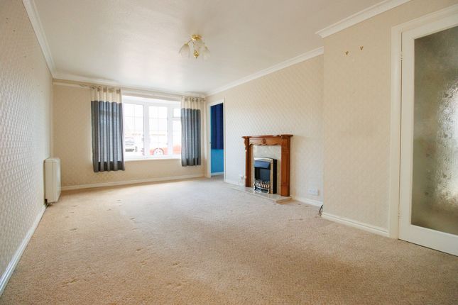 8, Grimston Road, Hunmanby photo 2