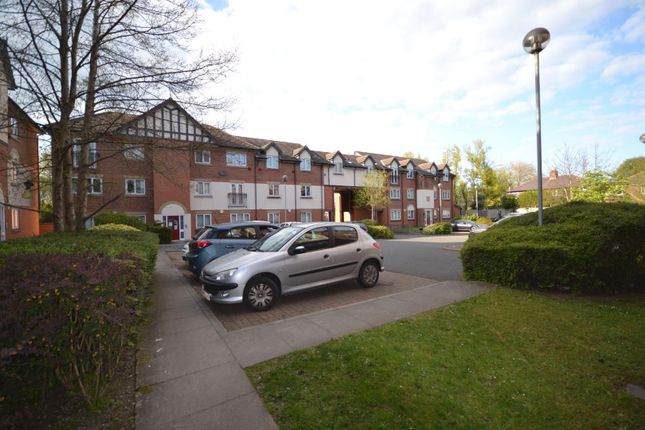 2 bed flat for sale in Victoria Lane, Whitefield, Manchester M45