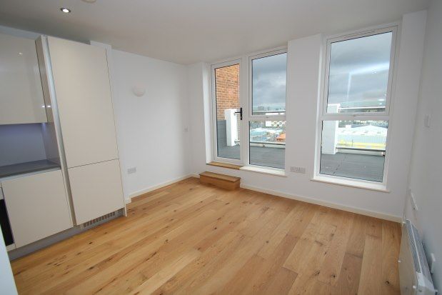 Thumbnail Flat to rent in Waddon House, Croydon