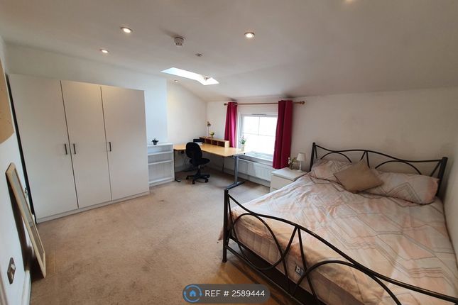 Available To Full Time Student Carpet 2B Pale Grey