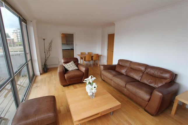 4 Merchants Quay West Yorkshire, Leeds photo 2