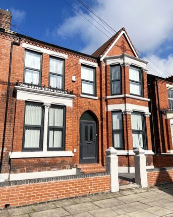 Flat to rent in Langdale Road, Liverpool, Merseyside
