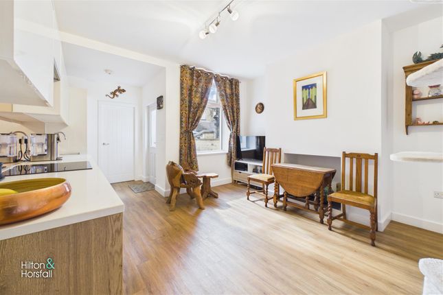 51, Park Road, Barnoldswick photo 4