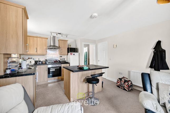 Flat 8, Harrier Court Lancaster Drive, Immingham photo 3