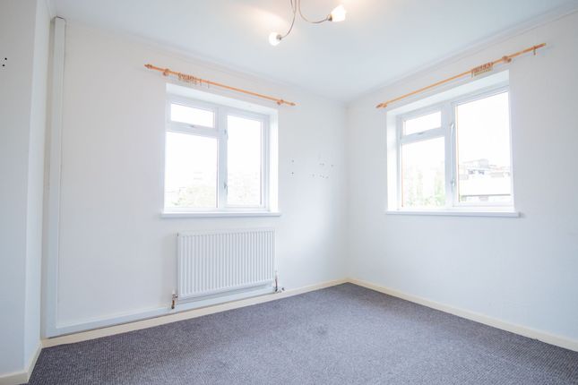 19 Pease Street, Hull photo 4