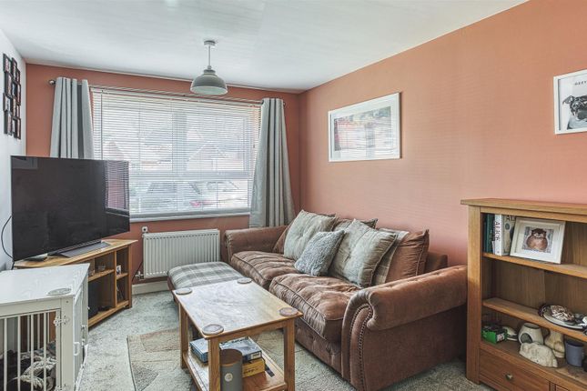 41, Trent Way, Derby photo 2
