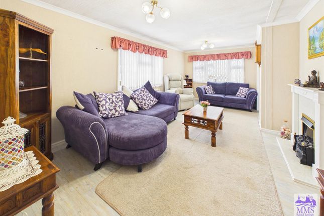 44, Beech Road, Hoo photo 5