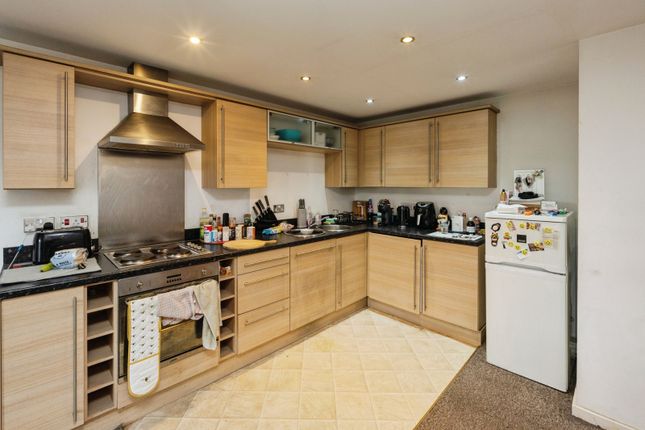 Apartment 20, Bryers Court,, Central Way, Cheshire photo 2
