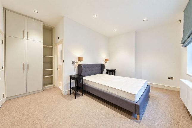 45 Basement Flat Westbourne Terrace, Bayswater, London photo 4