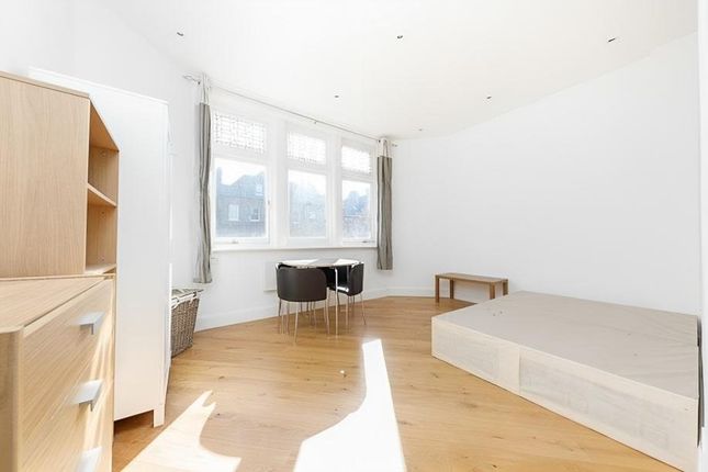 Thumbnail Studio to rent in Frognal, Hampstead