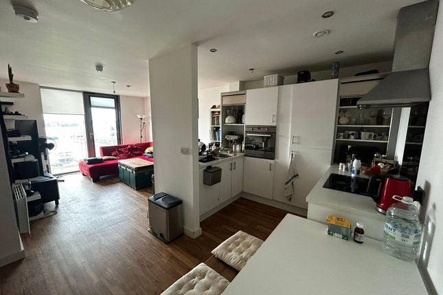 Apartment 707, 11, Plaza Boulevard, Merseyside photo 2