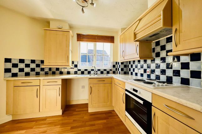 60, Guernsey Way, Ashford photo 3