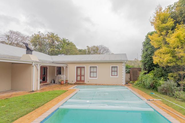 Detached house for sale in Oak Avenue, Kenilworth, Cape Town, Western Cape, South Africa
