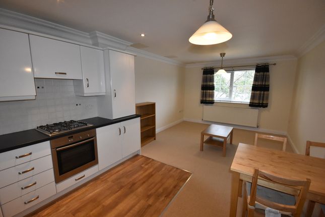 Flat to rent in Hastings Court, Bawtry Road, Wickersley