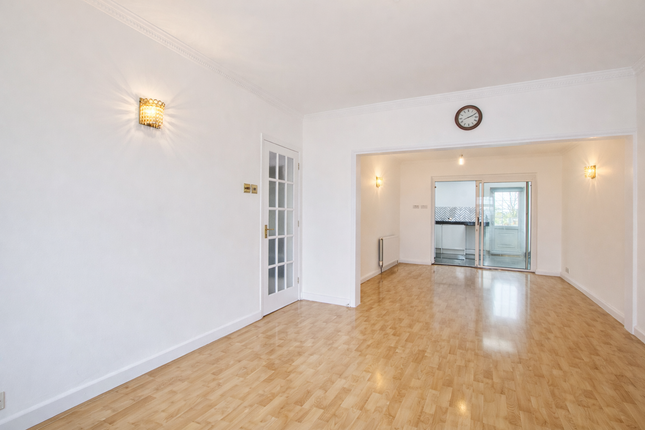 29, Pembroke Road, Greenford photo 4