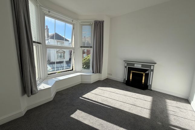 Flat 2, Hythe photo 2