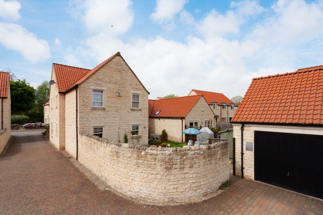 Detached house for sale in Linkfoot Close, Helmsley, York