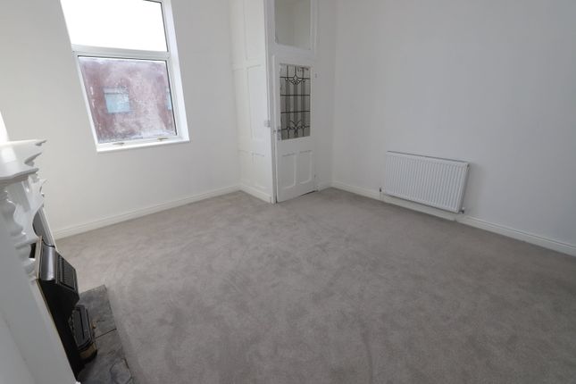 65, Eton Hill Road, Manchester photo 4