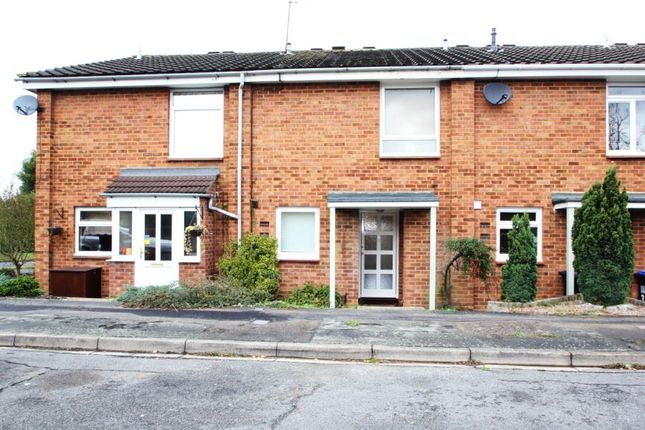 Thumbnail Property to rent in Byron Close, Knaphill, Woking