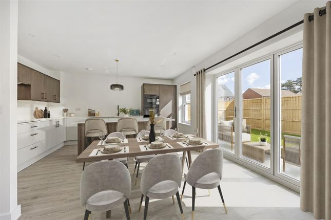 3, Petch Court, Gloucester Road, Cheltenham photo 2