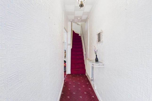 9, Druce Street, Llanelli photo 3