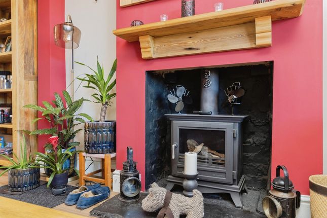 52, Summerland Avenue, Minehead photo 4