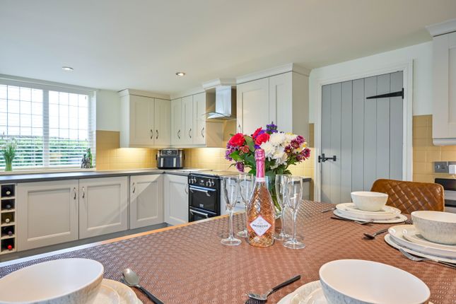 1, Pitchcroft Lane, Newport photo 3