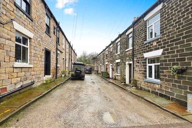 Cottage for sale in Second Street, Bolton