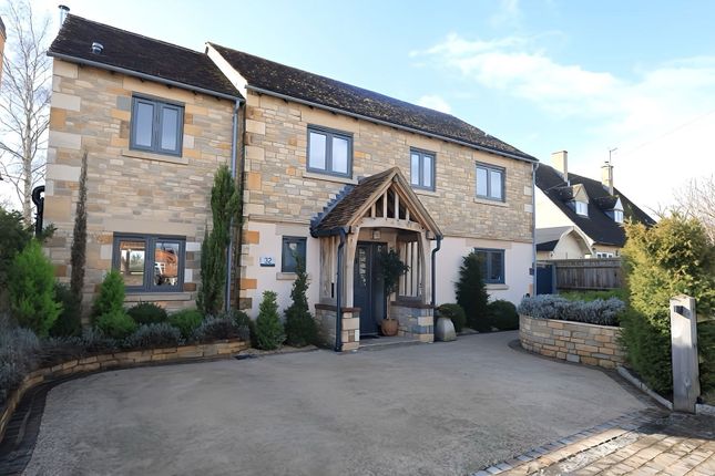 4-bed detached on 32, Rack End, Witney, £785,000