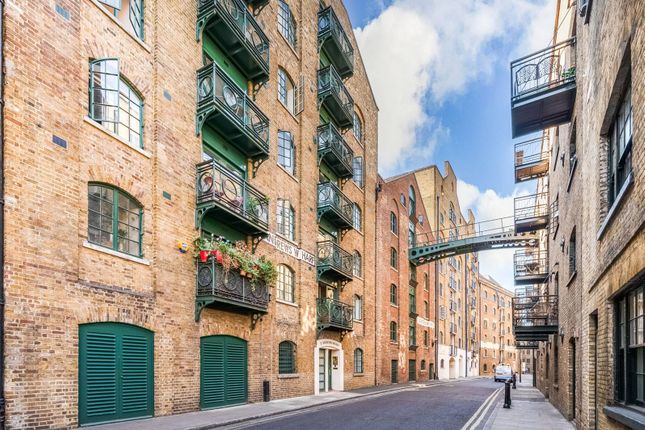 Thumbnail Flat to rent in St Andrews Wharf, Shad Thames, London