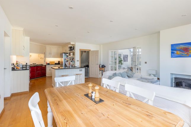 Leechmore Farm, Niton Road, Godshill photo 4