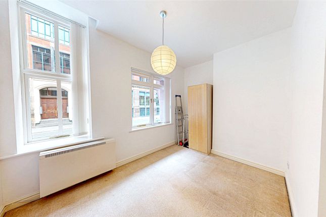 Flat 8,, Whitworth House, 53 Whitworth Street photo 2