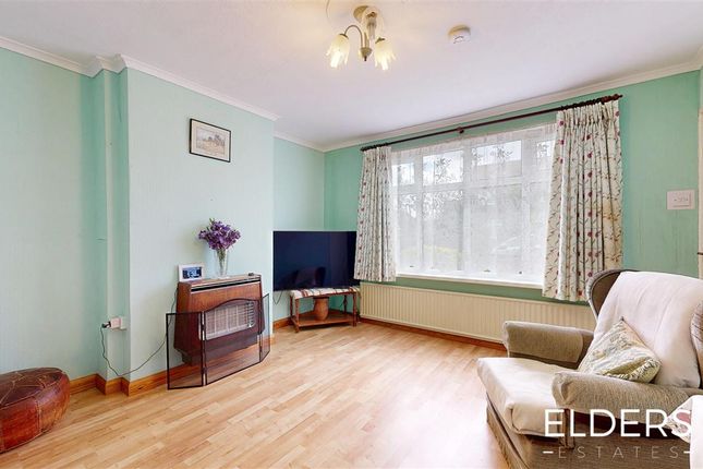 24, Holmefield Crescent, Ilkeston photo 3