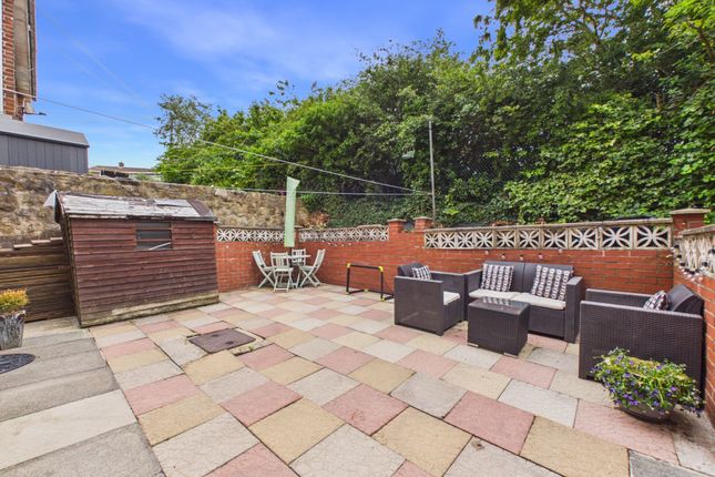 Borrowdale Gardens, Gateshead photo 4