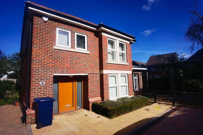 Thumbnail Detached house to rent in Harris Close, Friern Barnet, London