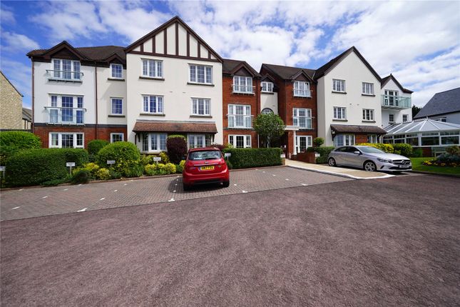 Thumbnail Flat for sale in Pegasus Court, Broadway, Worcestershire