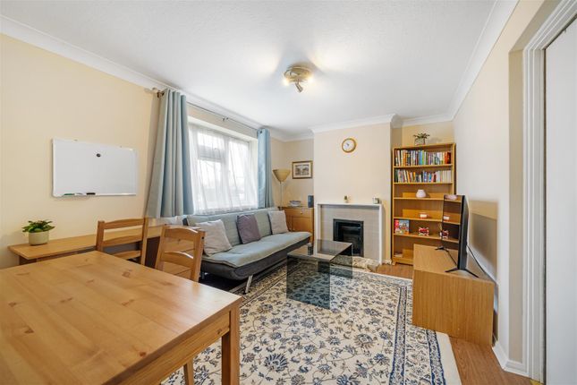 Thumbnail Flat for sale in Link Way, Bromley