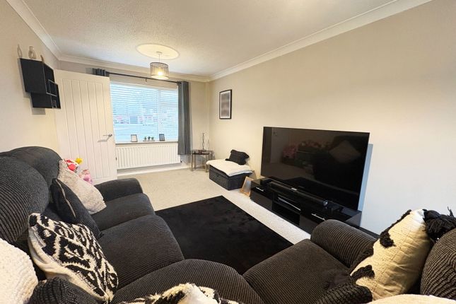 80, Richmond Drive, Skegness photo 3