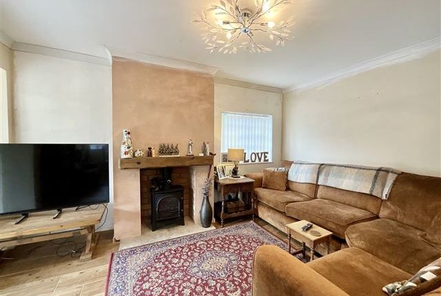 81, The Oval North Anston, Sheffield photo 2