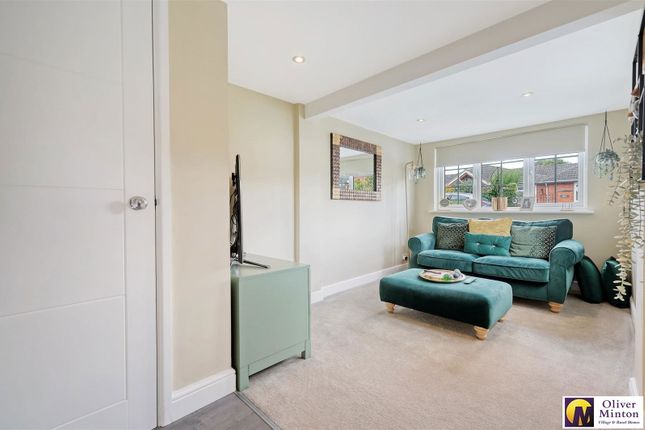 3, Meadow Walk, Standon photo 4
