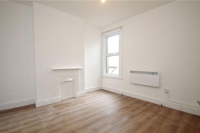 Flat A, 189, South Ealing Road, Ealing photo 3