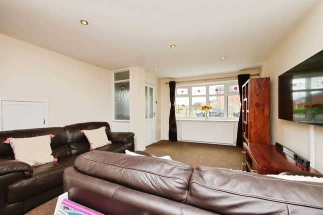153, Windsor Drive, York photo 3