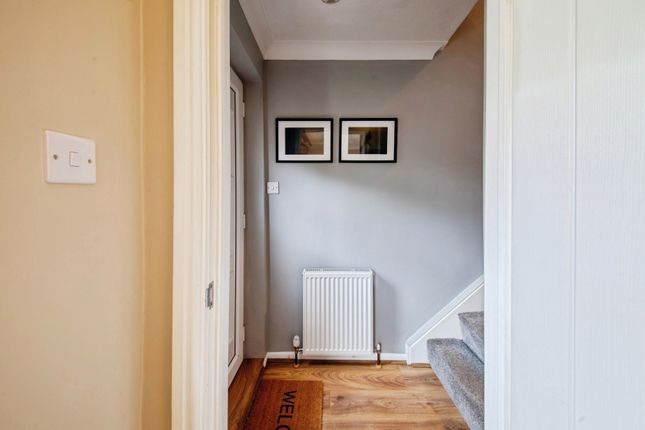 16, Barlow Road, Sheffield photo 4