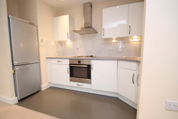 Flat to rent in Rosse Gardens, London