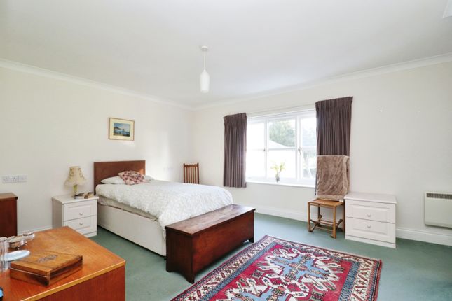 Flat for sale in Dunchurch Hall, Dunchurch, Rugby