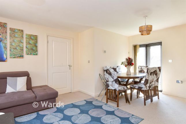 2, Stone House Lane, Dartford photo 4