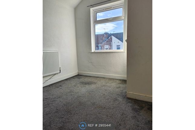 Royston Avenue, Bentley, Doncaster photo 2