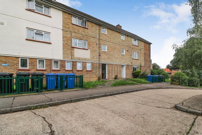 Flat for sale in The Dashes, Harlow