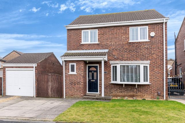 Thumbnail Detached house for sale in Spur Drive, Leeds, West Yorkshire